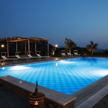 L' Aia Resort Trentinara Bagian luar foto
