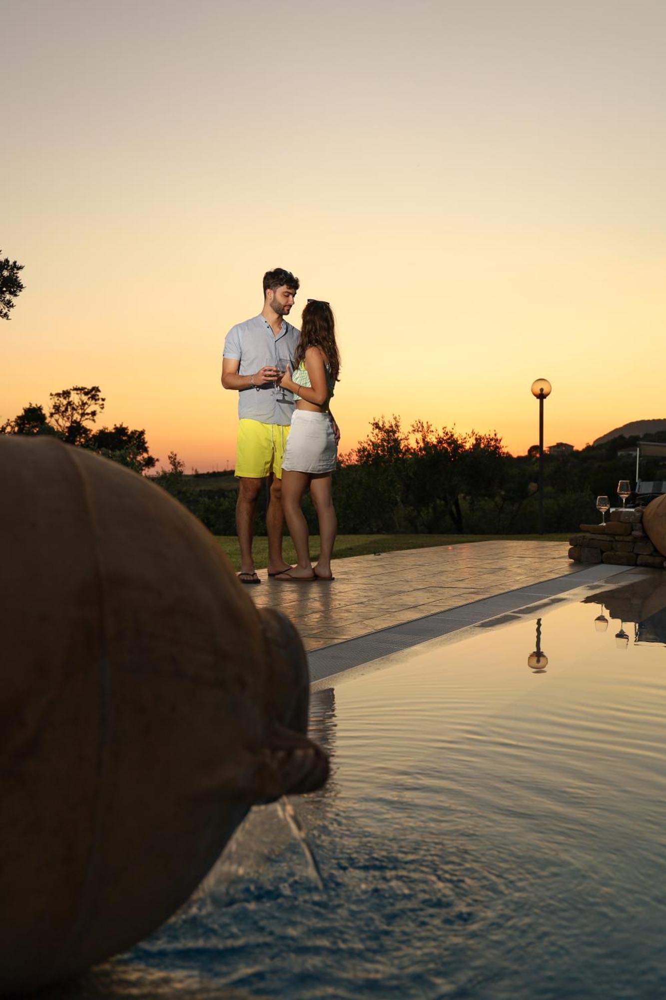 L' Aia Resort Trentinara Bagian luar foto