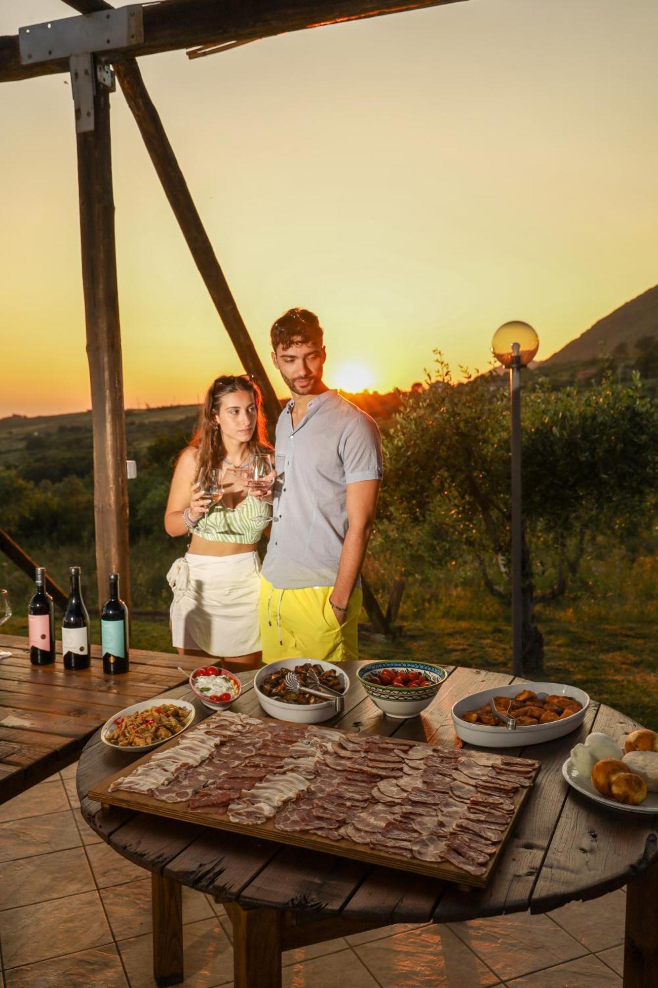 L' Aia Resort Trentinara Bagian luar foto