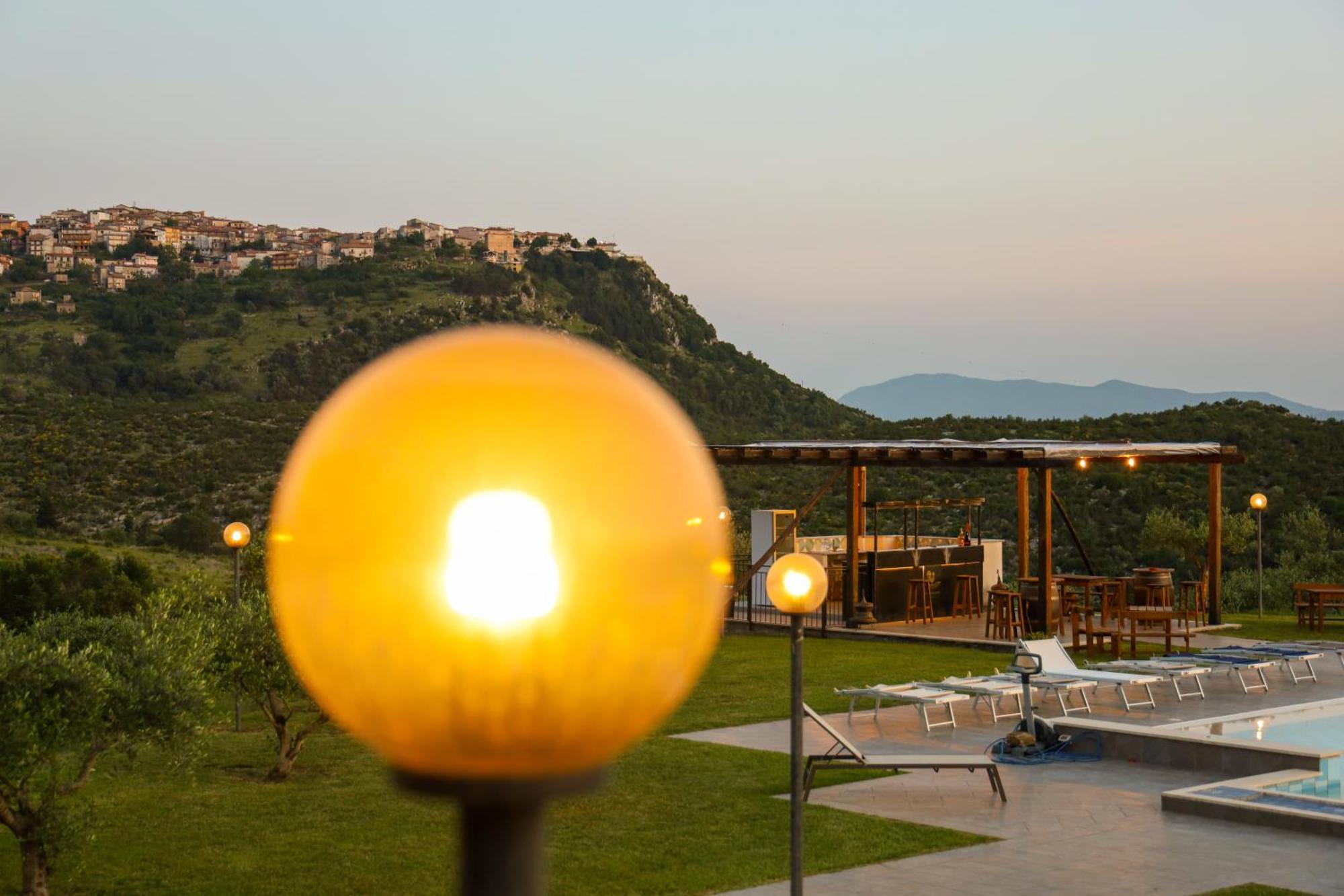 L' Aia Resort Trentinara Bagian luar foto
