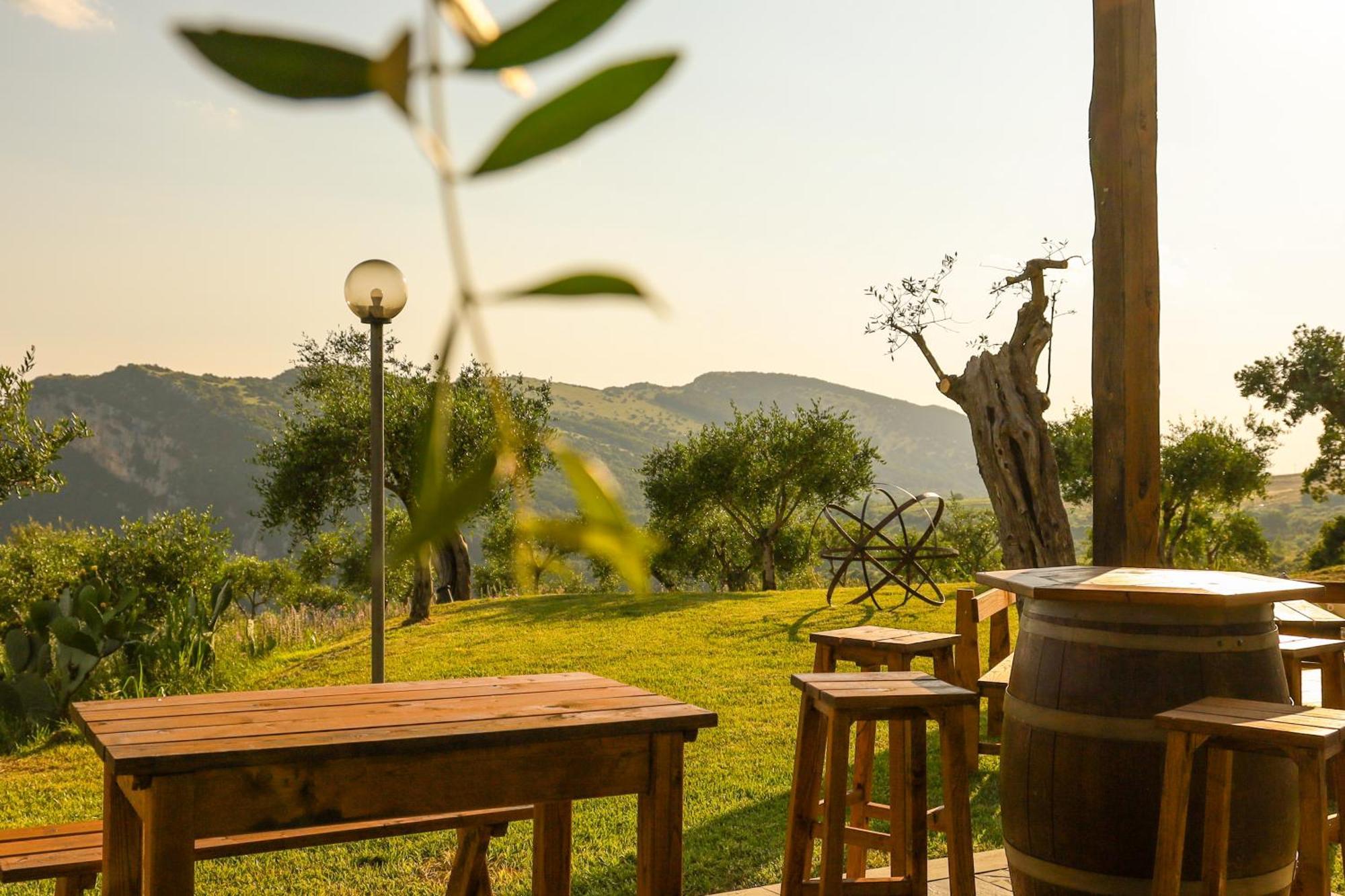 L' Aia Resort Trentinara Bagian luar foto